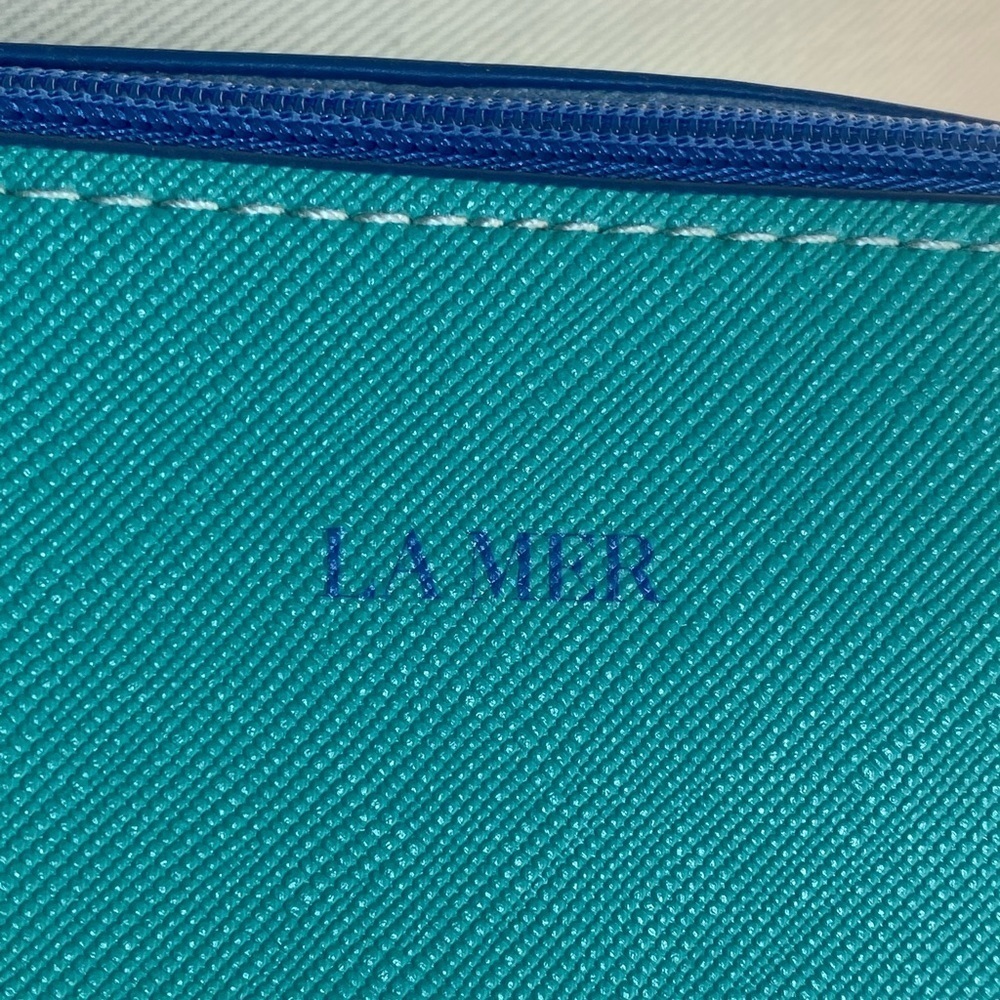Gorgeous La Mer makeup bag - Picture 12 of 12